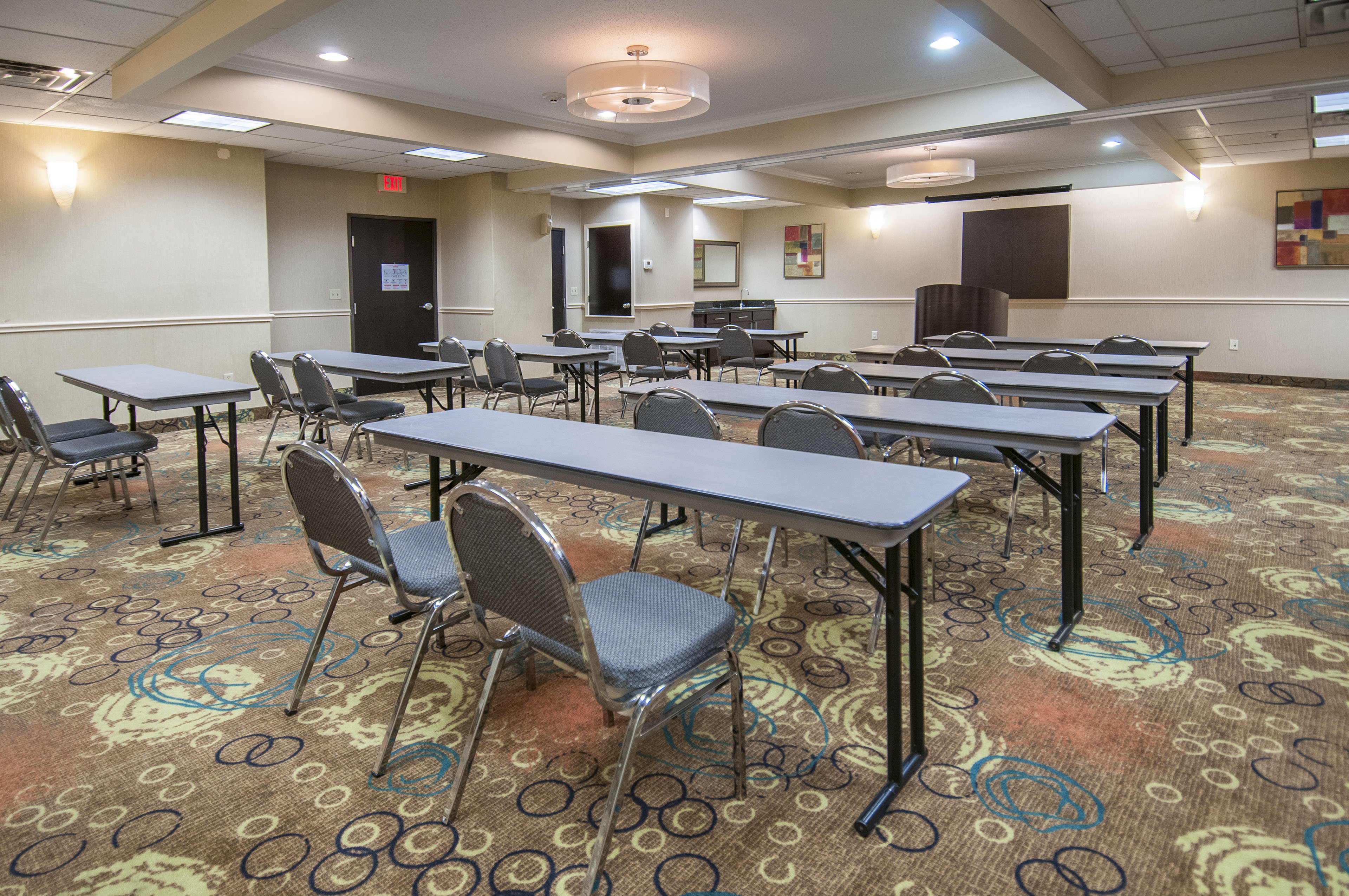 holiday inn express and suites houston north intercontinental by ihg