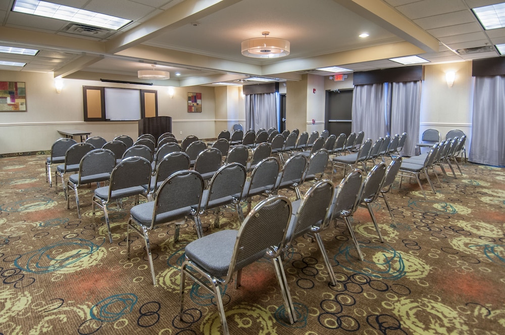holiday inn express and suites houston north intercontinental by ihg