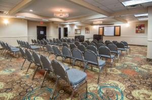 holiday inn express and suites houston north intercontinental by ihg