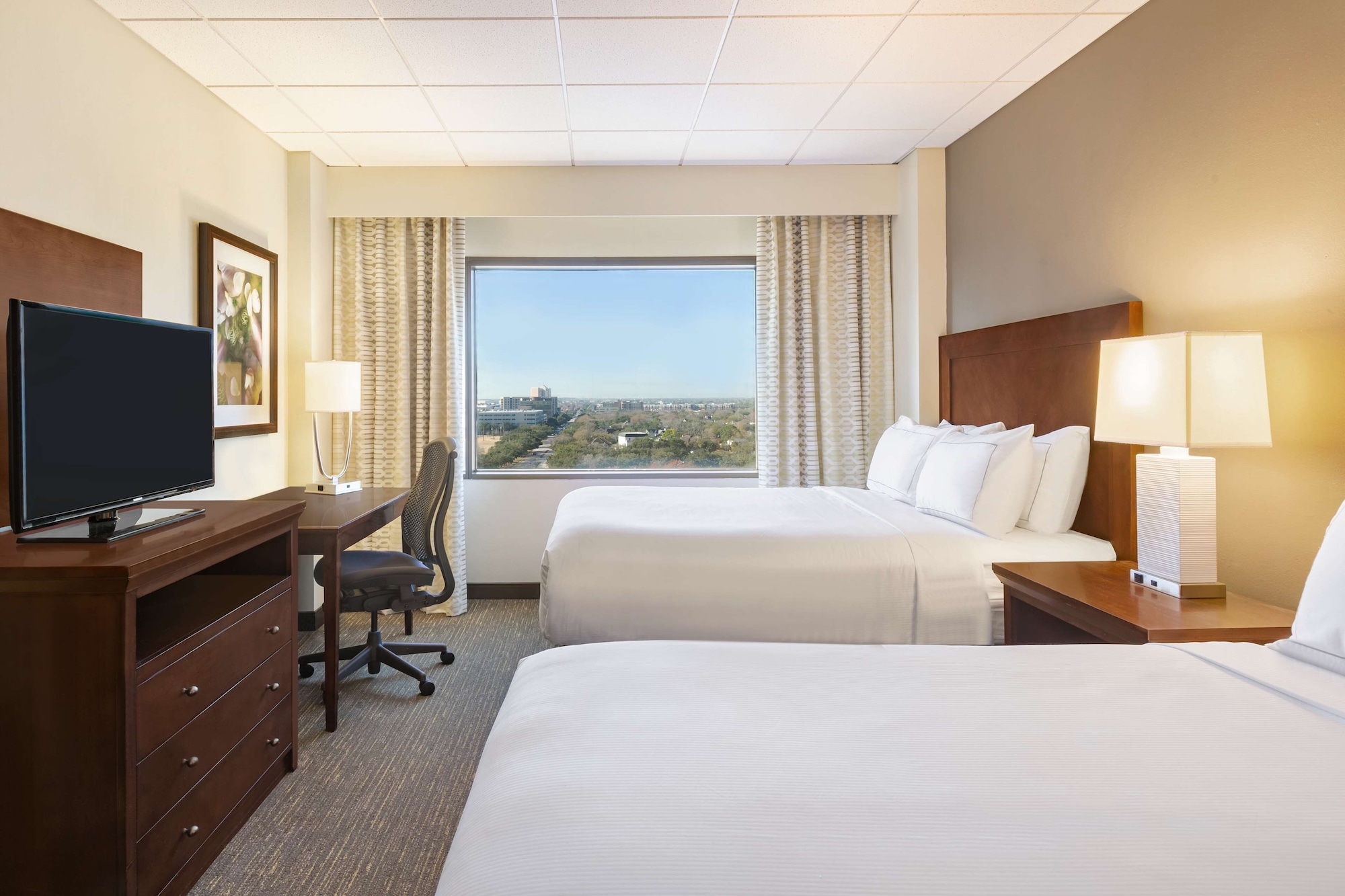doubletree by hilton houston medical center hotel and suites