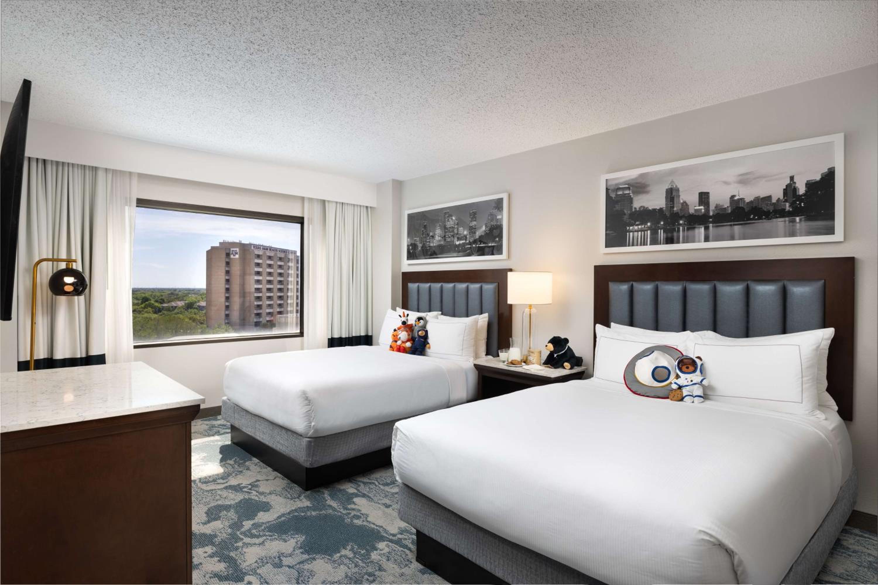 doubletree by hilton houston medical center hotel and suites