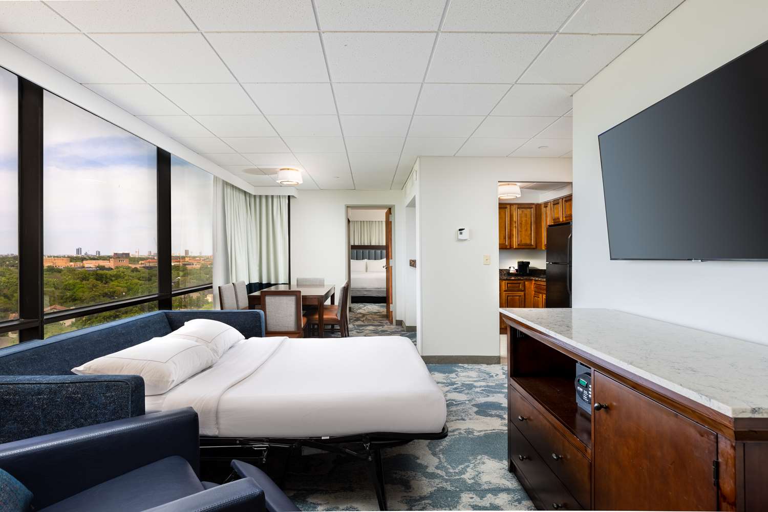 doubletree by hilton houston medical center hotel and suites