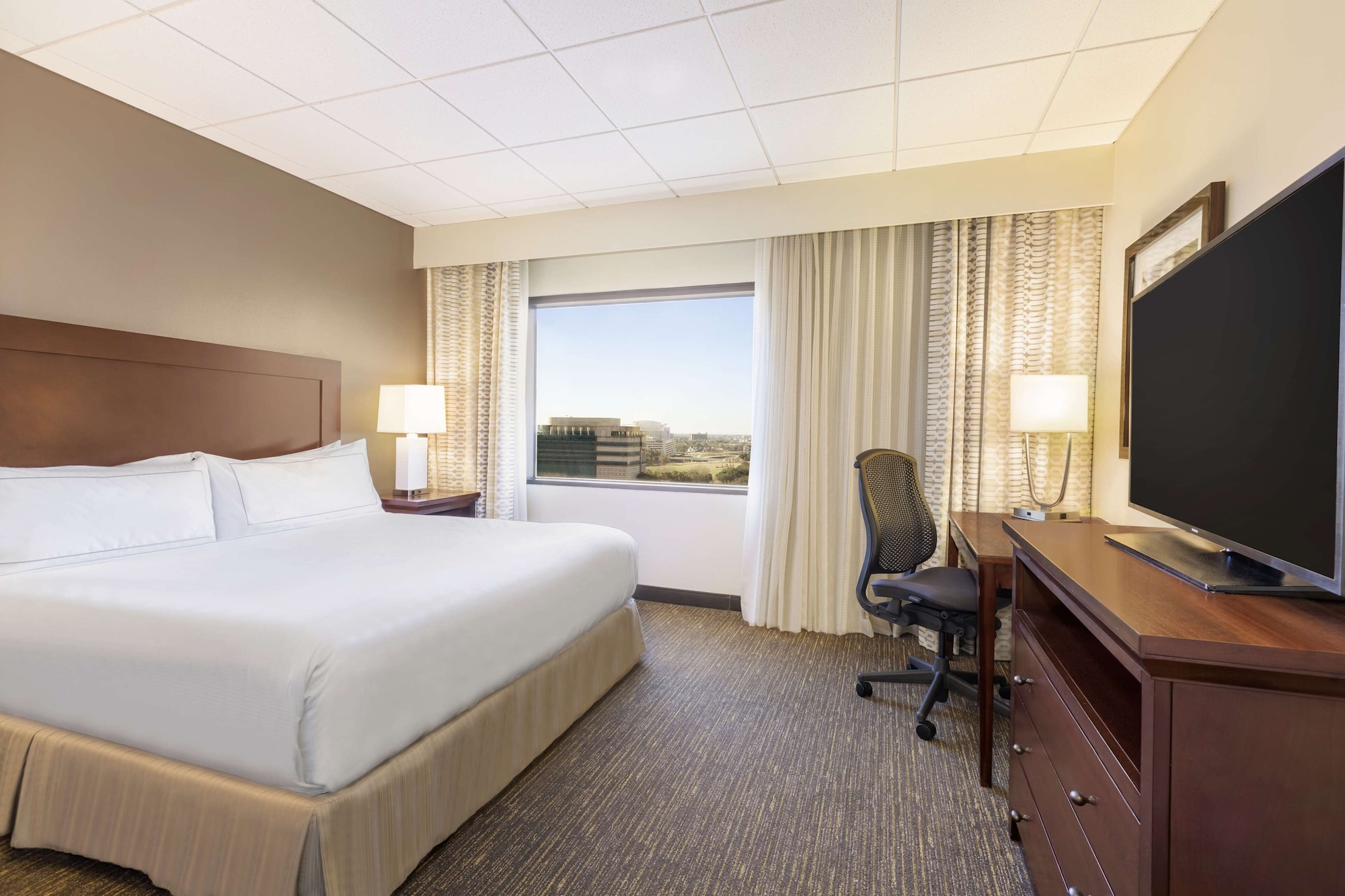 doubletree by hilton houston medical center hotel and suites