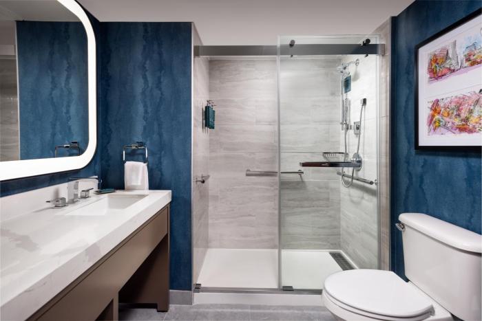 doubletree by hilton houston medical center hotel and suites