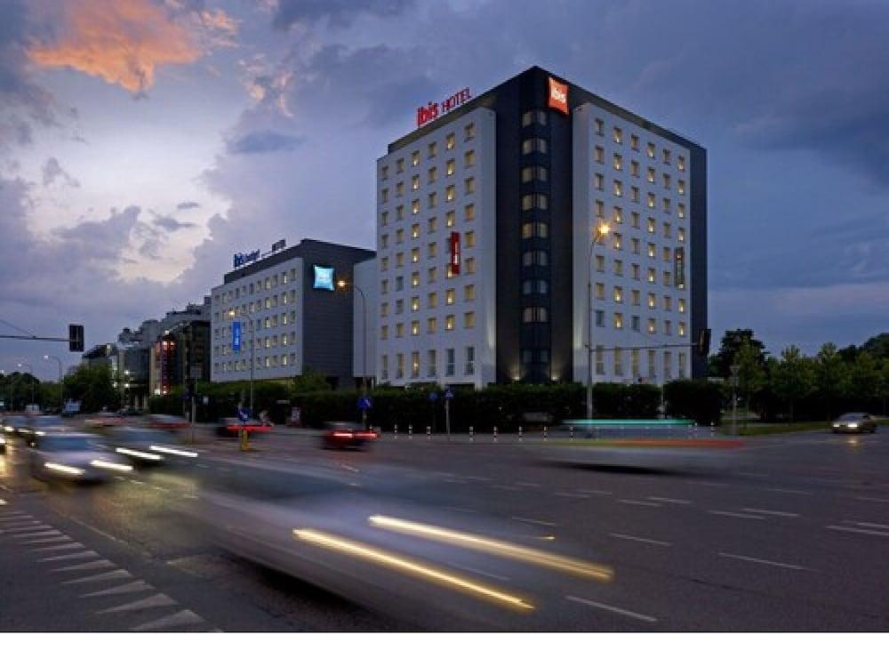 ibis budget warszawa reduta