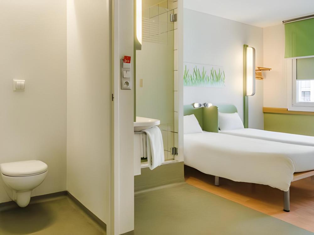 ibis budget warszawa reduta