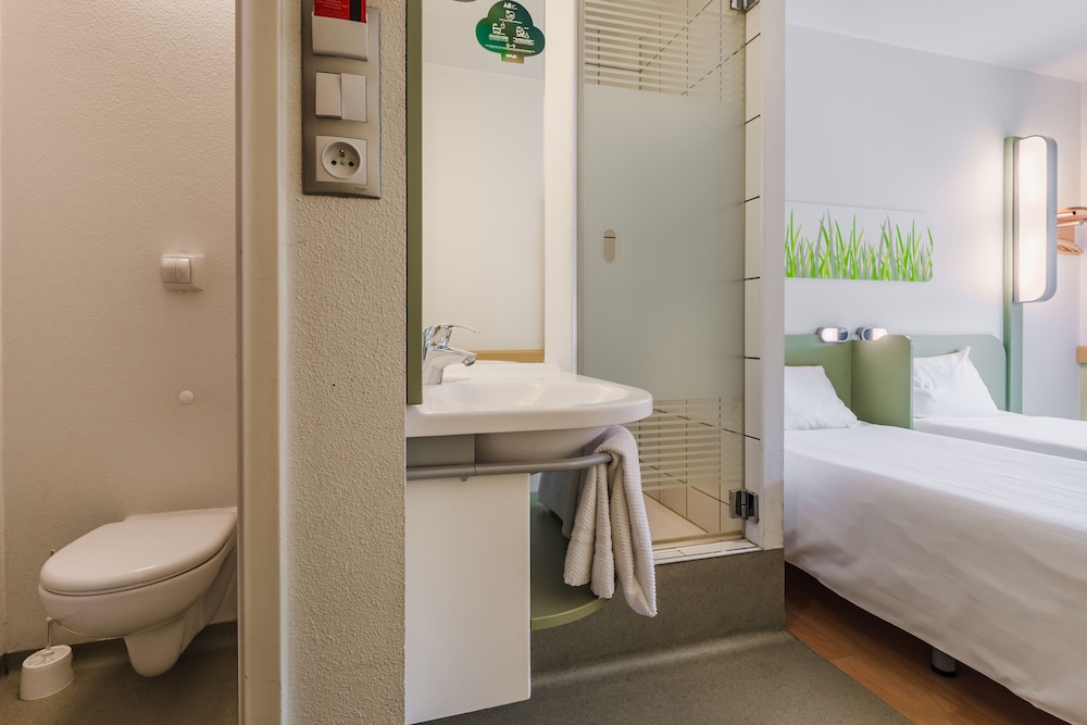 ibis budget warszawa reduta
