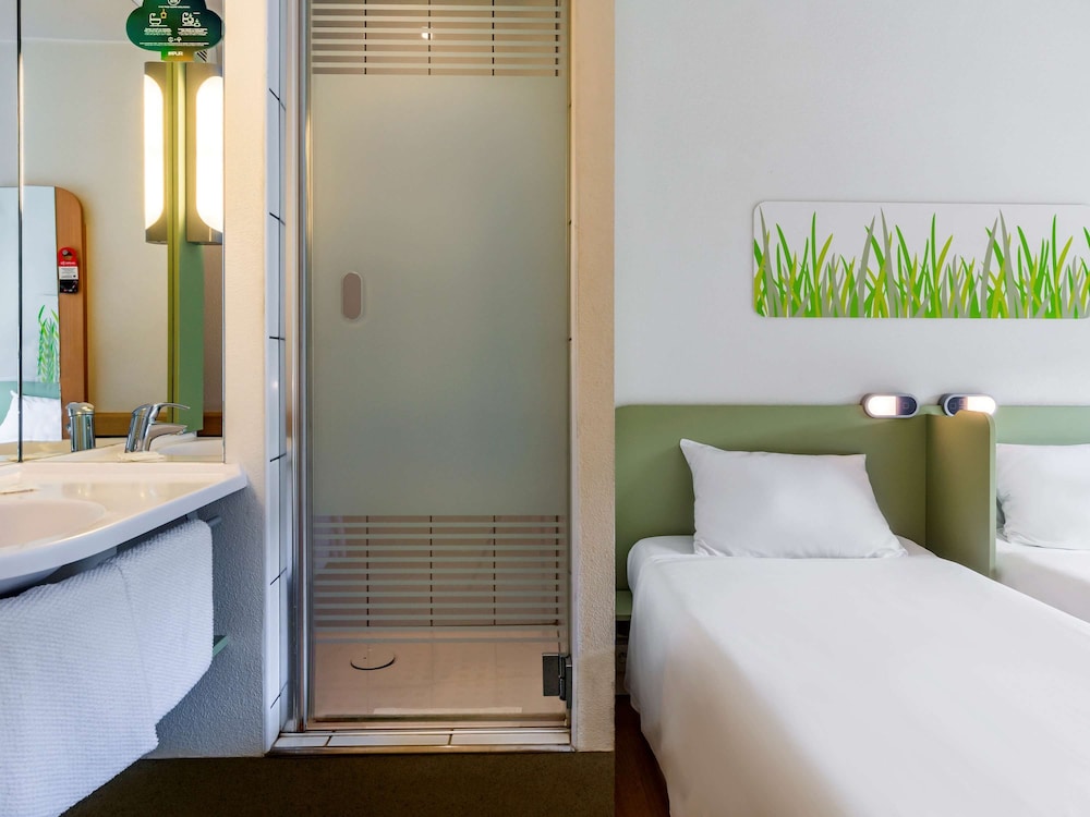 ibis budget warszawa reduta