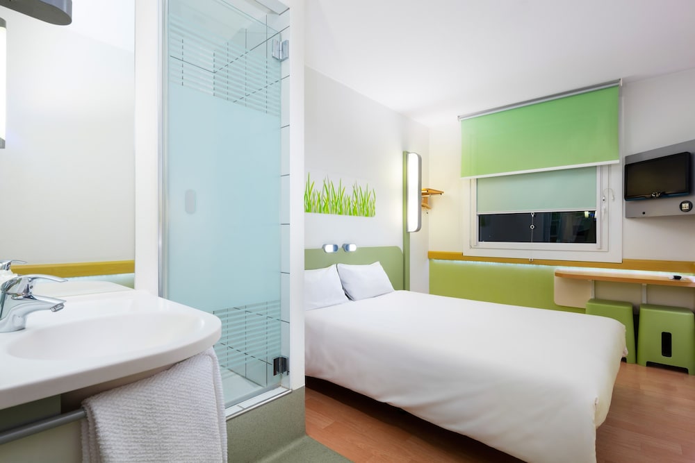 ibis budget warszawa reduta