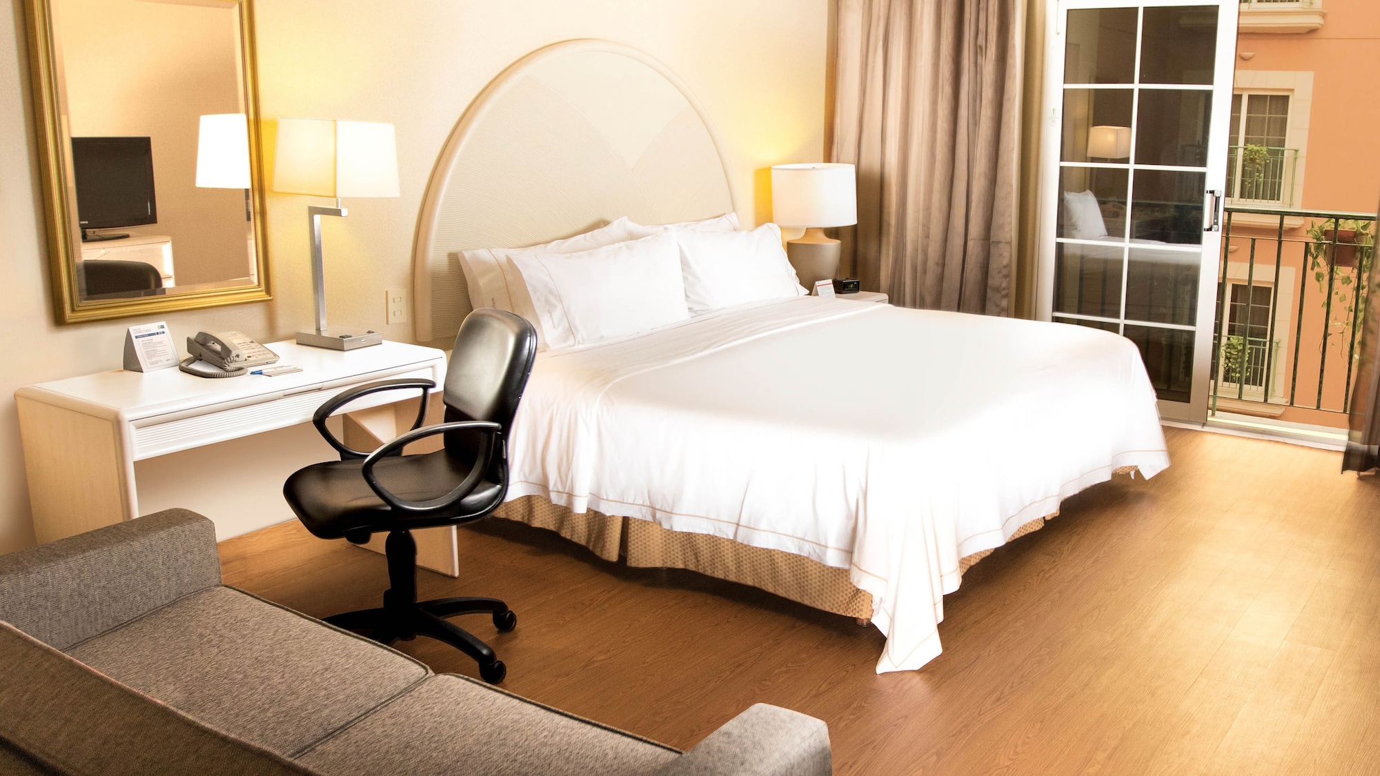 holiday inn express monterrey galerias by ihg