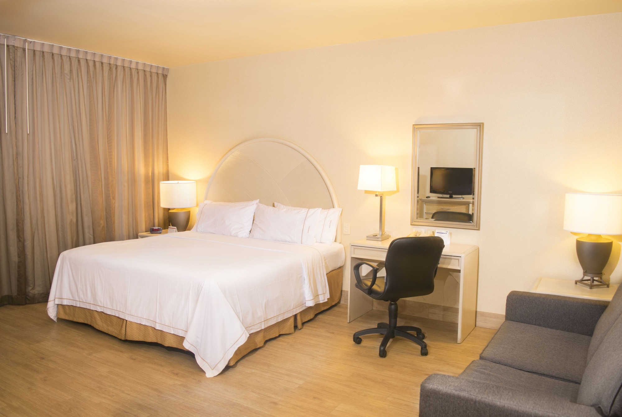 holiday inn express monterrey galerias by ihg