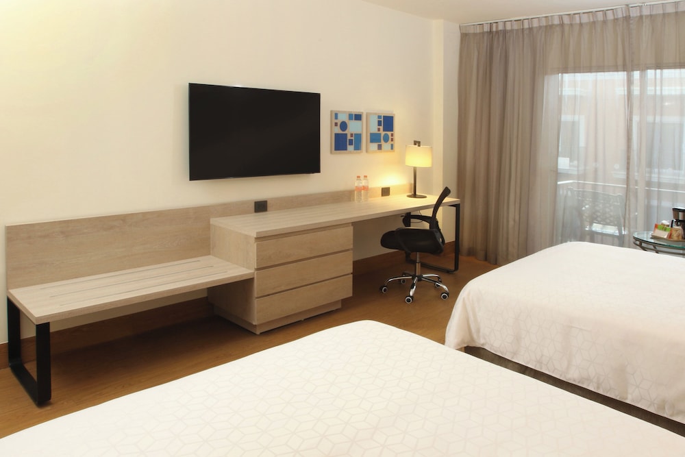 holiday inn express monterrey galerias by ihg