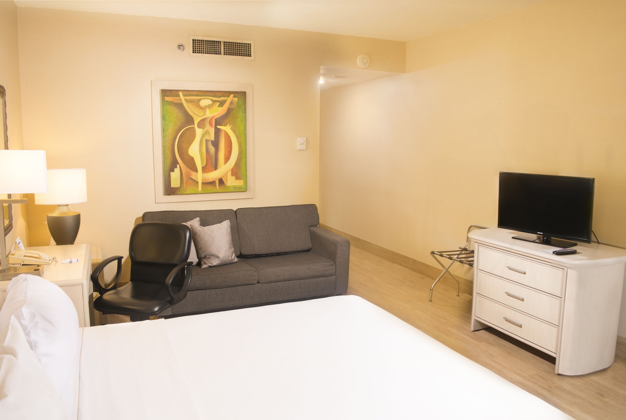 holiday inn express monterrey galerias by ihg