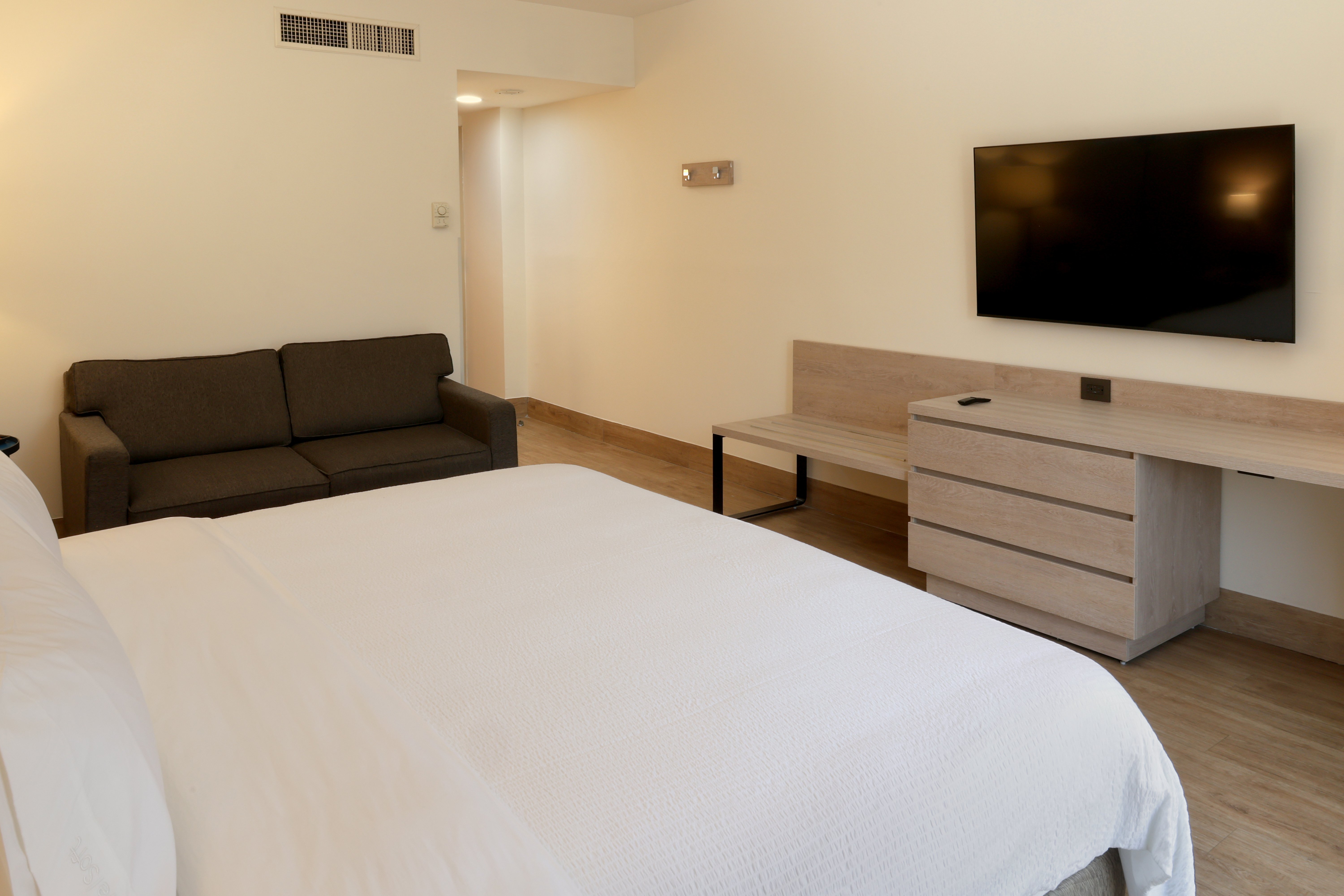 holiday inn express monterrey galerias by ihg