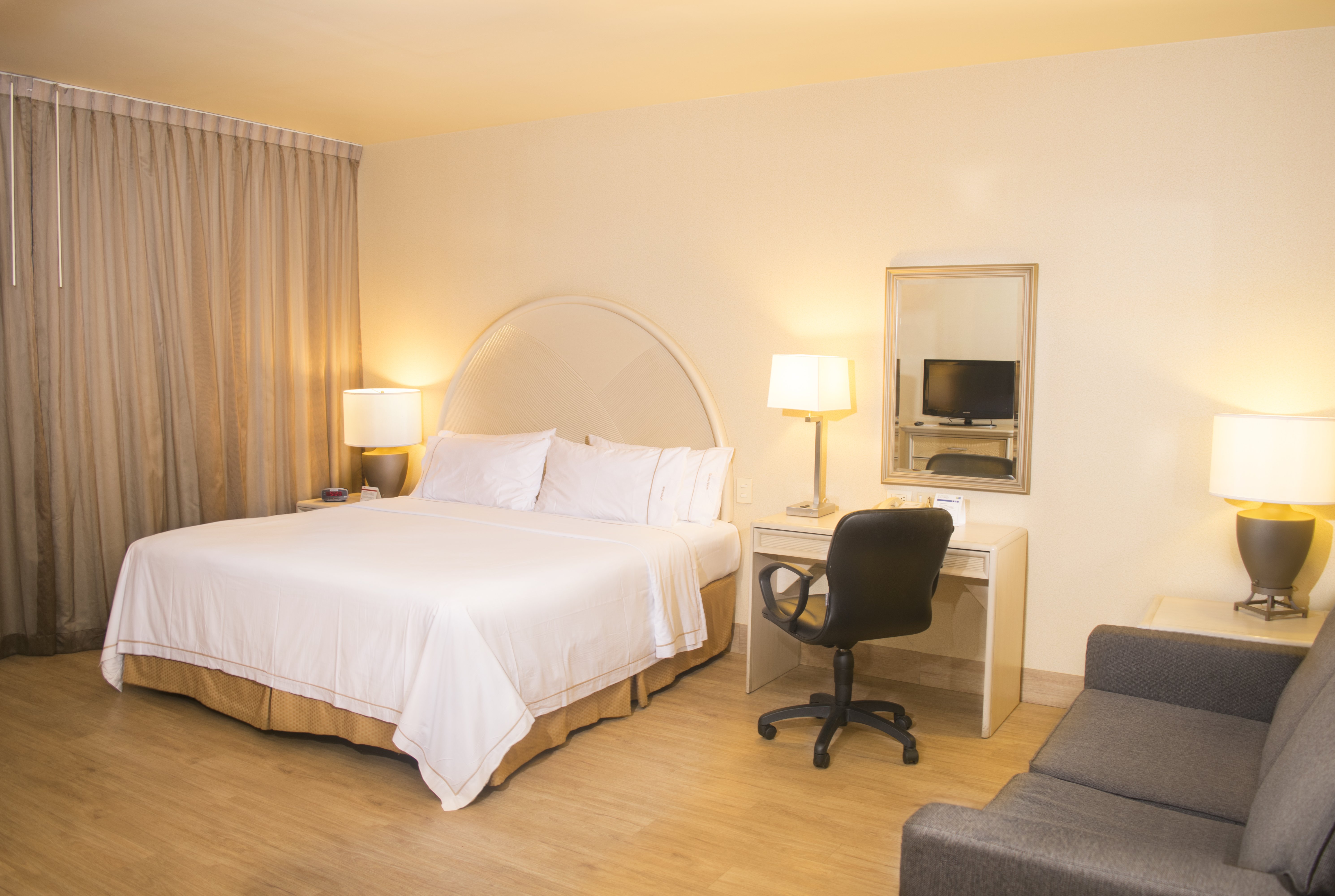 holiday inn express monterrey galerias by ihg