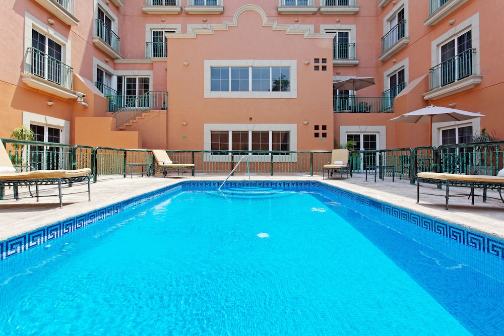 holiday inn express monterrey galerias by ihg