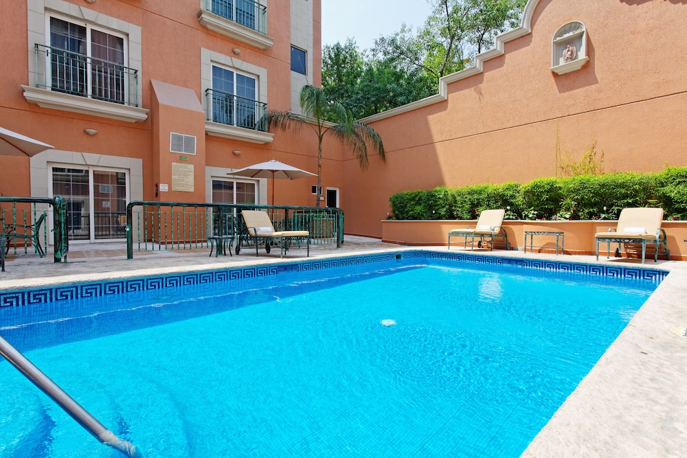 holiday inn express monterrey galerias by ihg