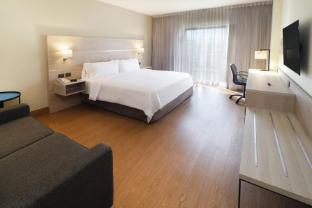 holiday inn express monterrey galerias by ihg