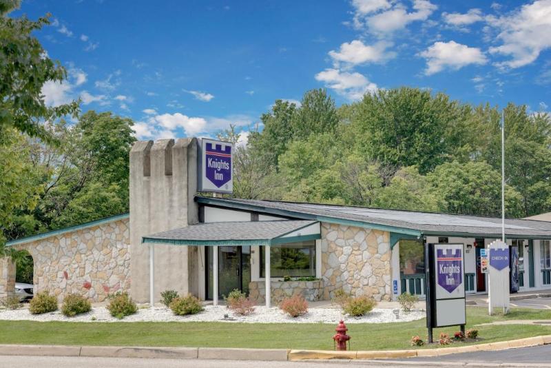 knights inn macedonia