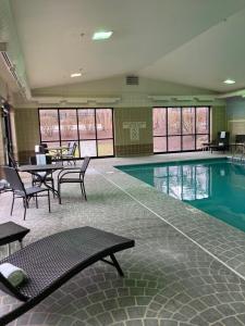 holiday inn express akron nw fairlawn by ihg