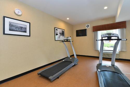 holiday inn express hotel and suites petersburg dinwiddie by ihg
