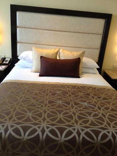 blue diamond ihcl seleqtions