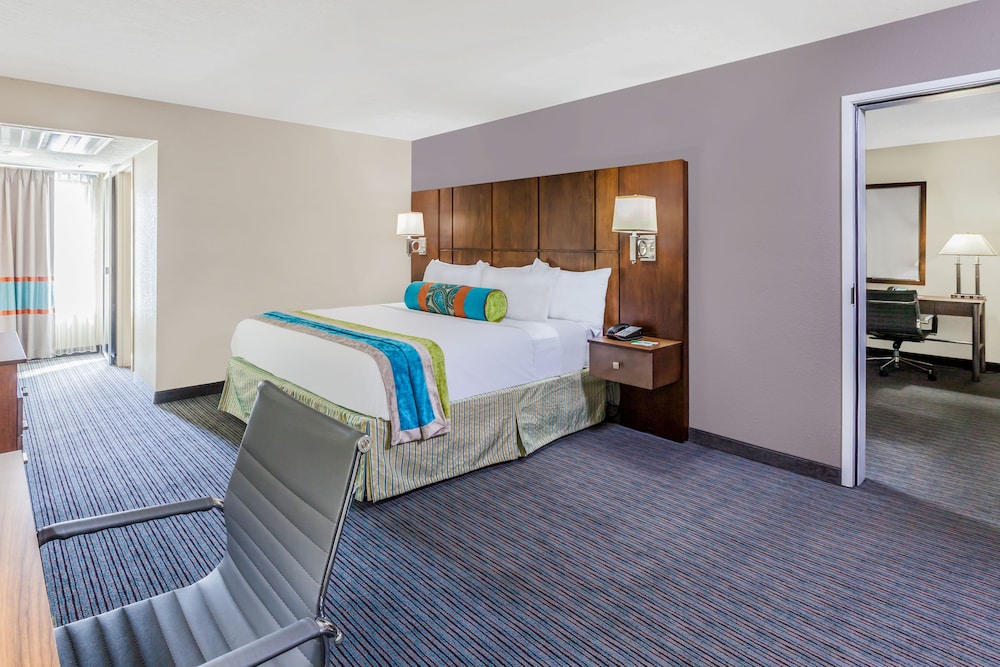holiday inn hotel and suites oklahoma city north by ihg