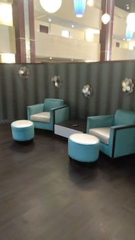 Holiday Inn Hotel & Suites Oklahoma City North By Ihg,Near Western Avenue,4 star