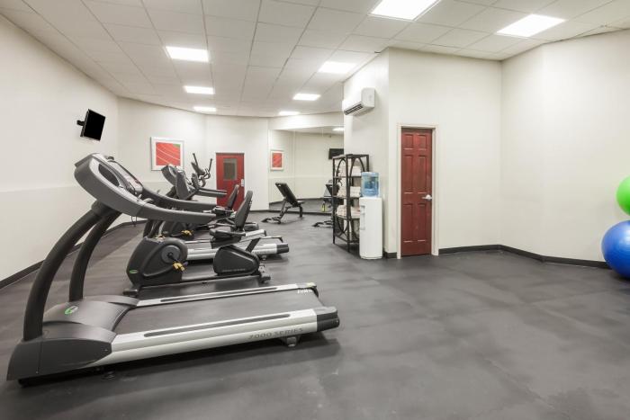 holiday inn hotel and suites oklahoma city north by ihg