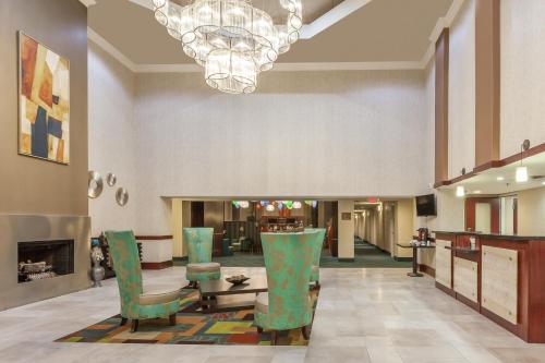 holiday inn hotel and suites oklahoma city north by ihg