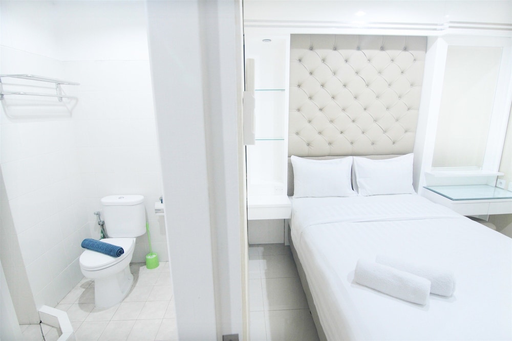 cervino apartment near kota kasablanka kokas