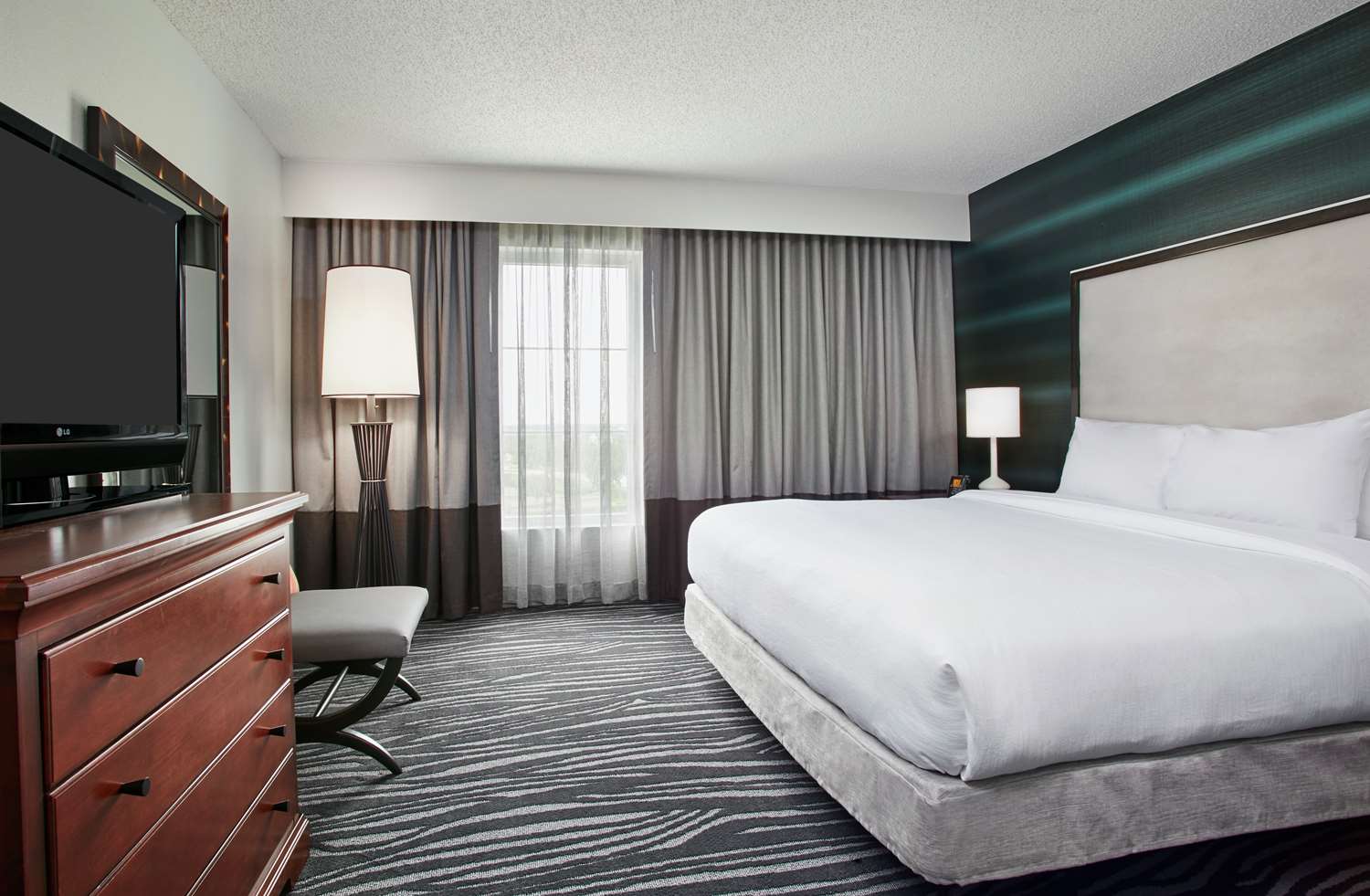 embassy suites by hilton orlando airport