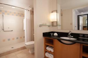 renaissance orlando airport hotel by marriott