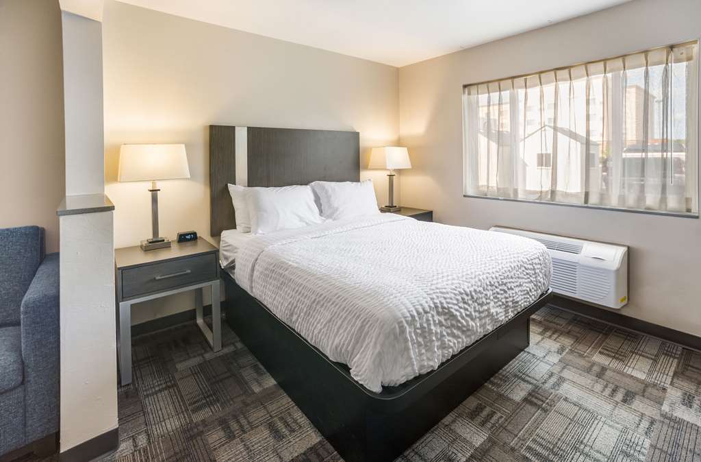 americinn by wyndham green bay near stadium