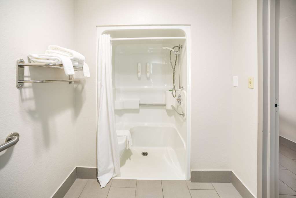 americinn by wyndham green bay near stadium