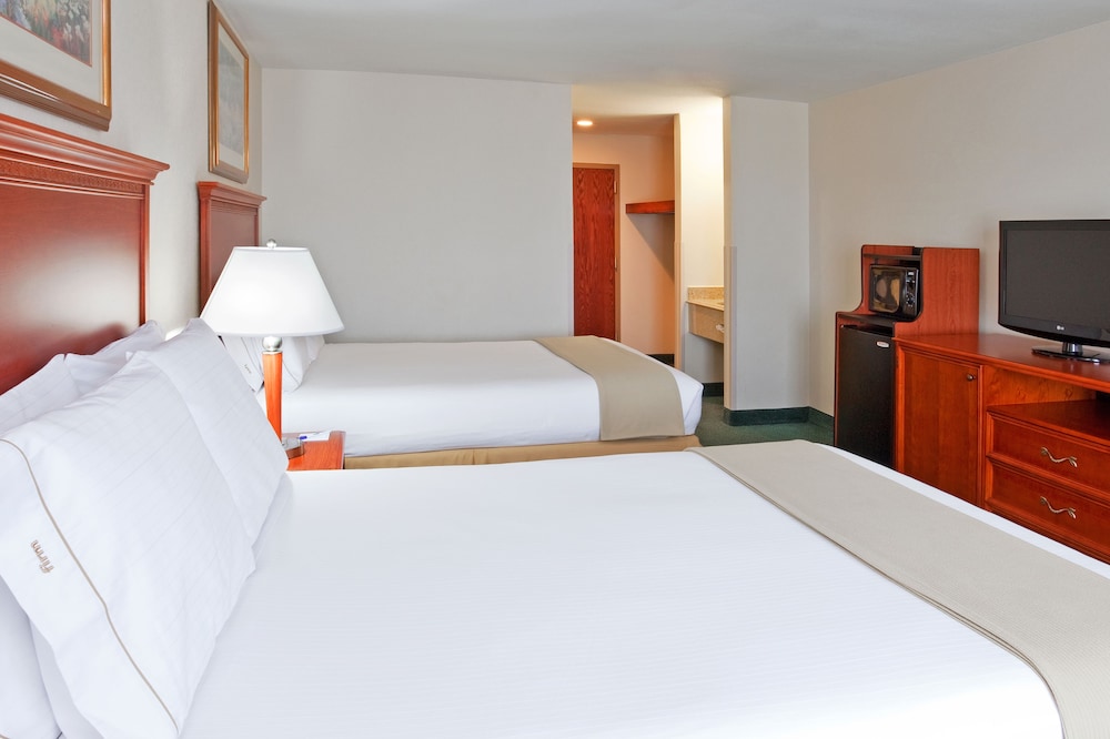 holiday inn express birch run frankenmuth area by ihg