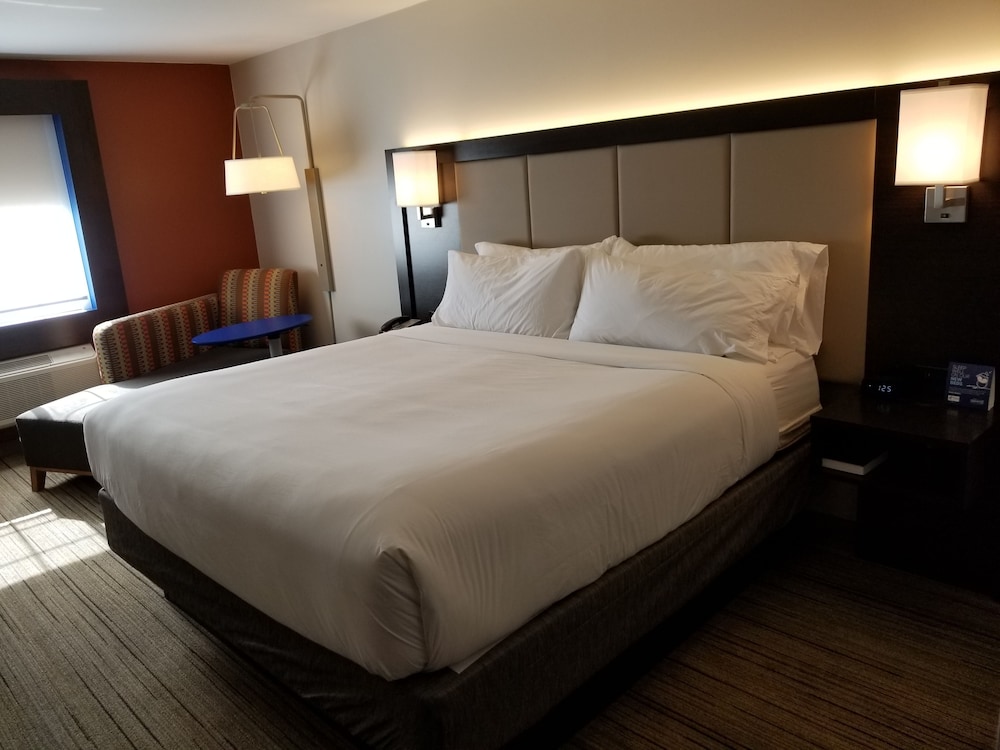 holiday inn express birch run frankenmuth area by ihg