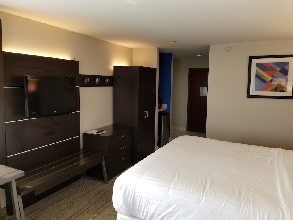 holiday inn express birch run frankenmuth area by ihg