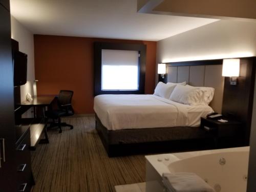 holiday inn express birch run frankenmuth area by ihg