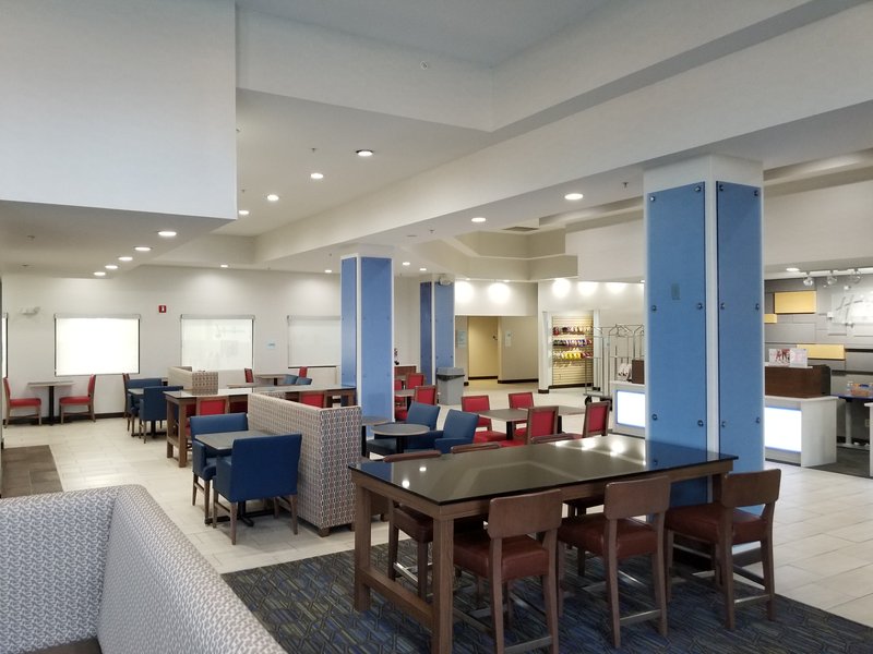 holiday inn express birch run frankenmuth area by ihg