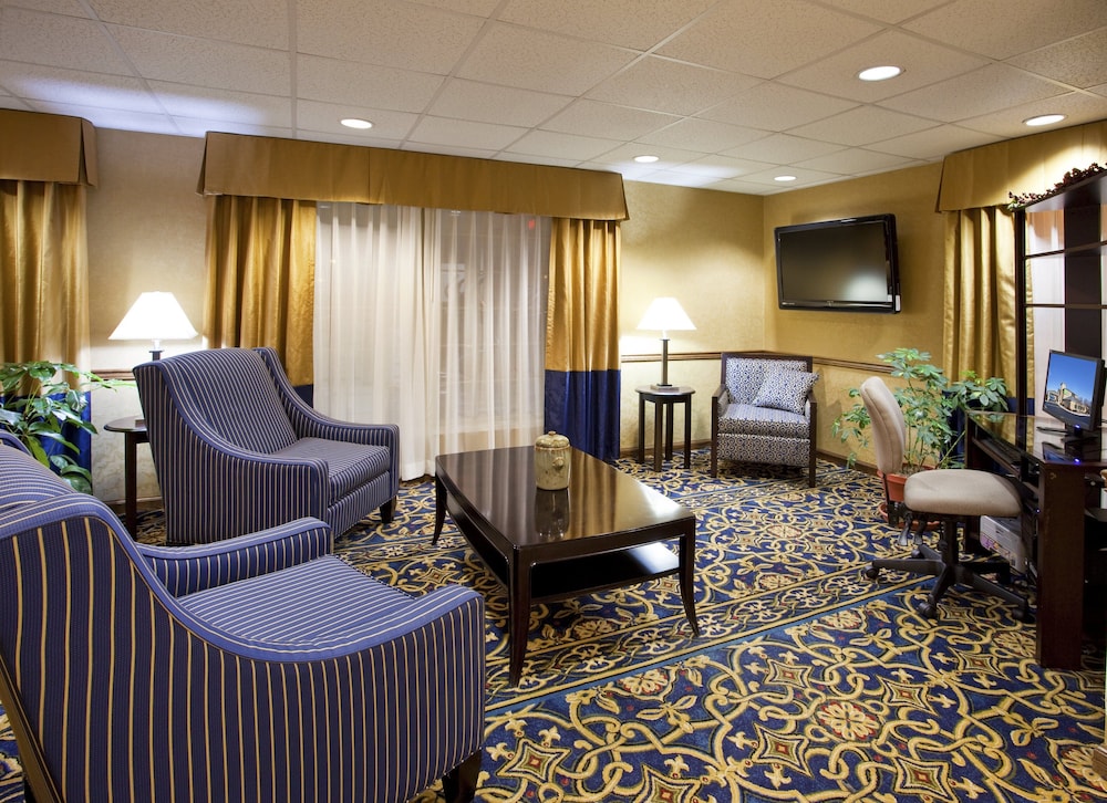 holiday inn express and suites sunbury columbus area