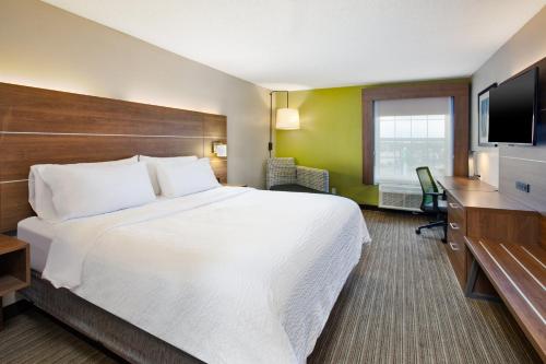 holiday inn express and suites sunbury columbus area