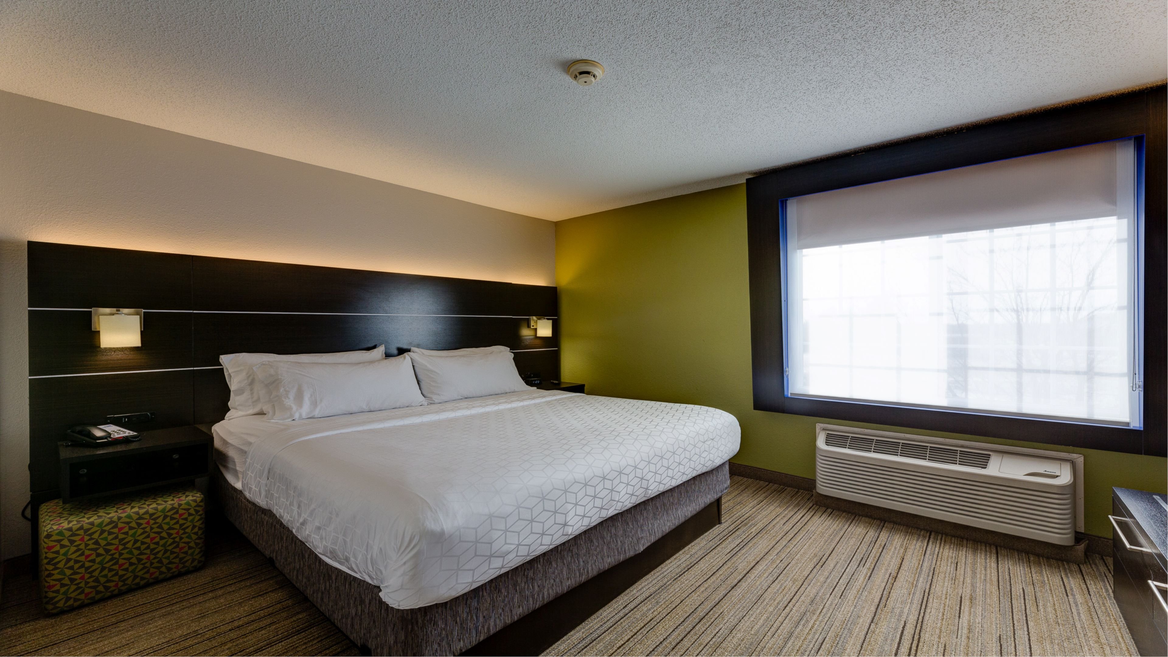 holiday inn express hotel and suites ashtabula geneva by ihg