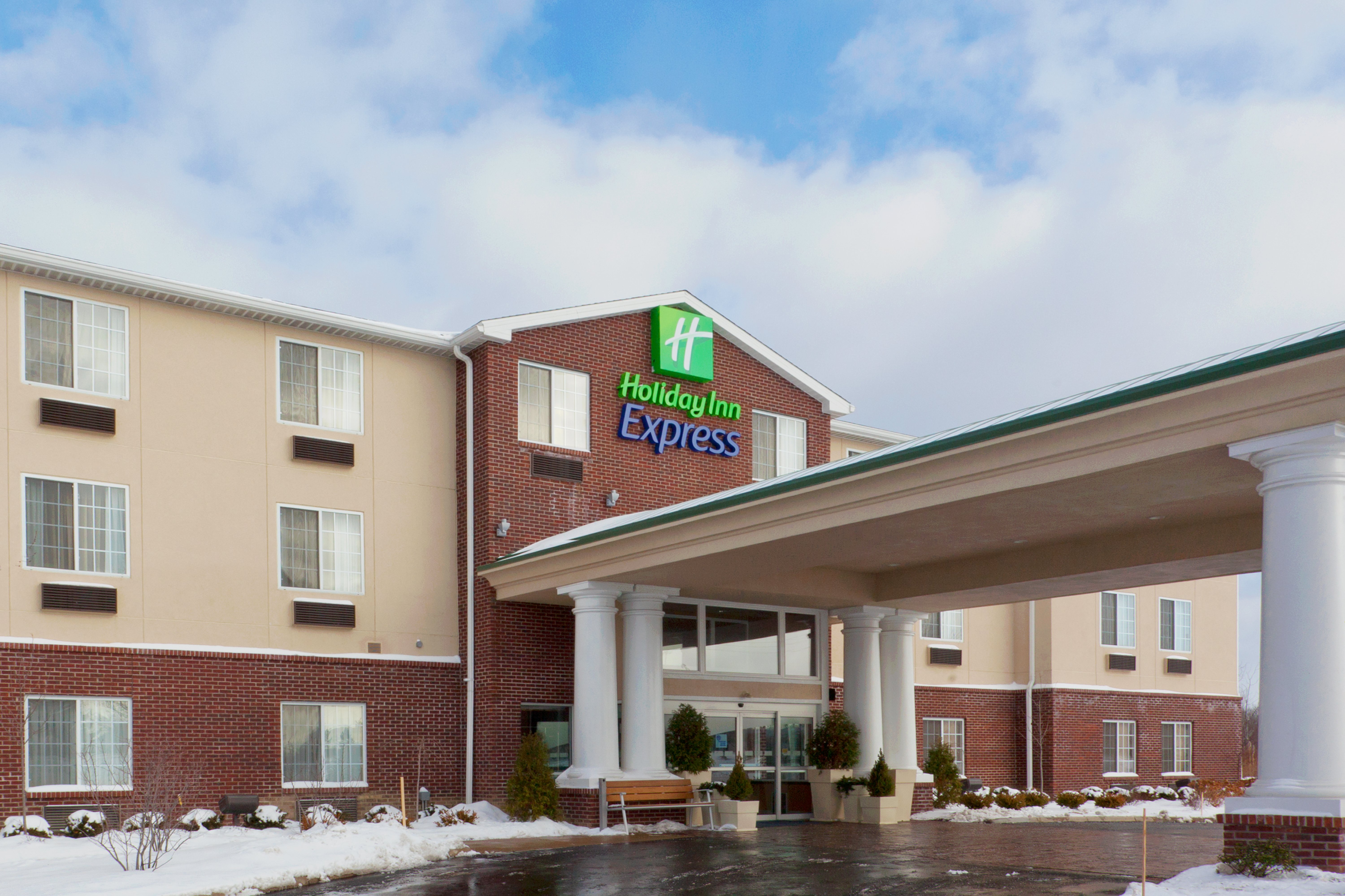 holiday inn express hotel and suites ashtabula geneva by ihg