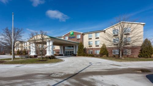 holiday inn express hotel and suites ashtabula geneva by ihg
