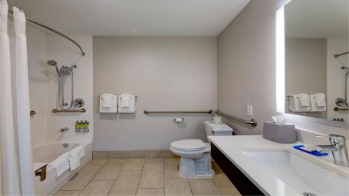 holiday inn express hotel and suites ashtabula geneva by ihg