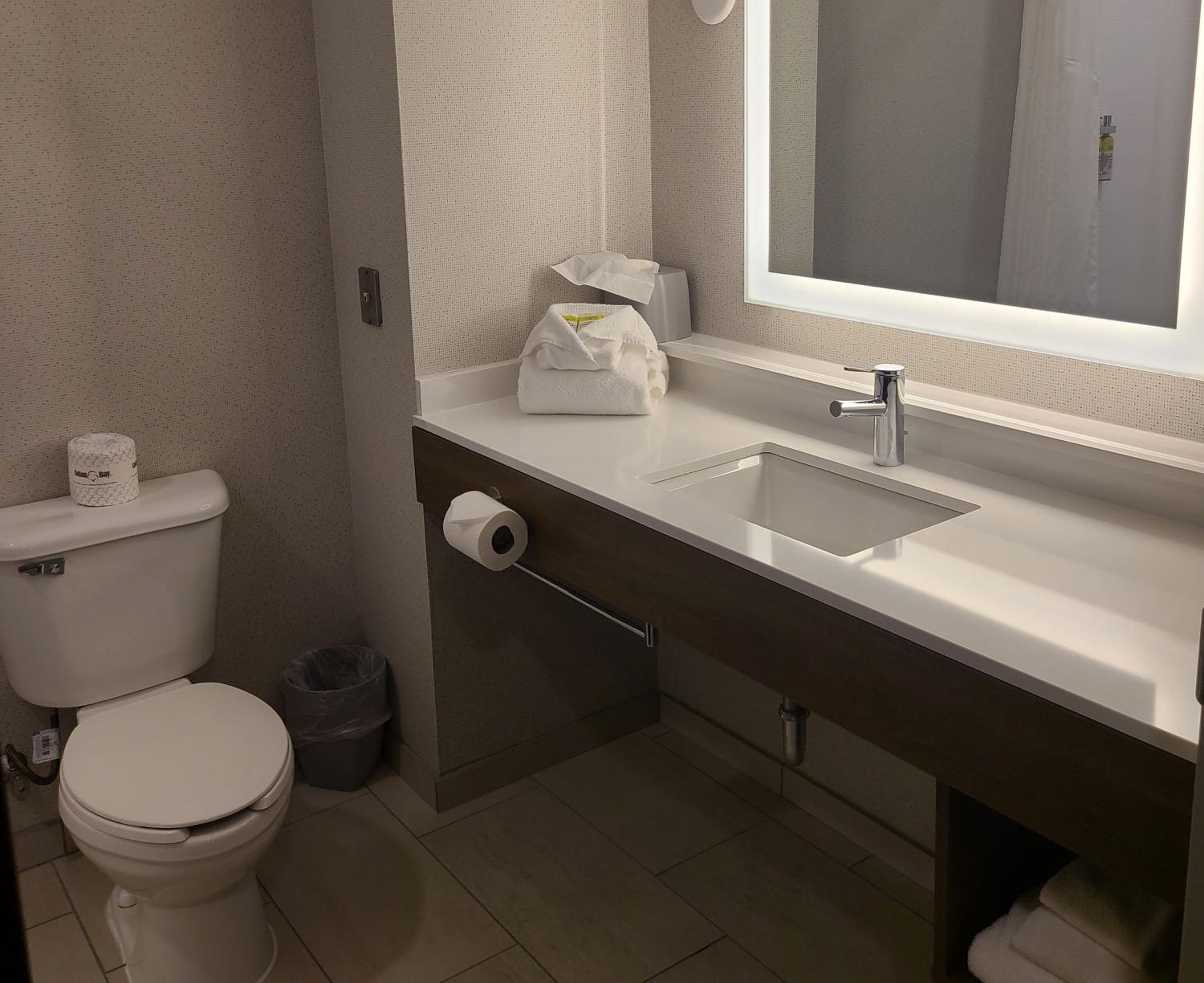 holiday inn express newton falls by ihg