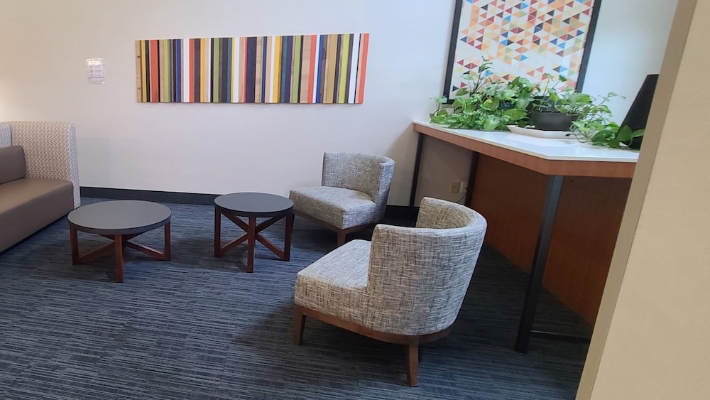 holiday inn express newton falls by ihg