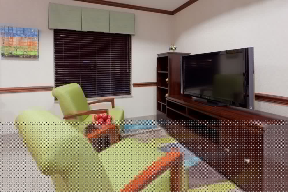 holiday inn express newton falls by ihg