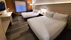 holiday inn express newton falls by ihg
